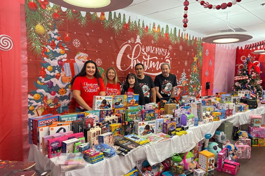 Holiday gift donations to children in foster care