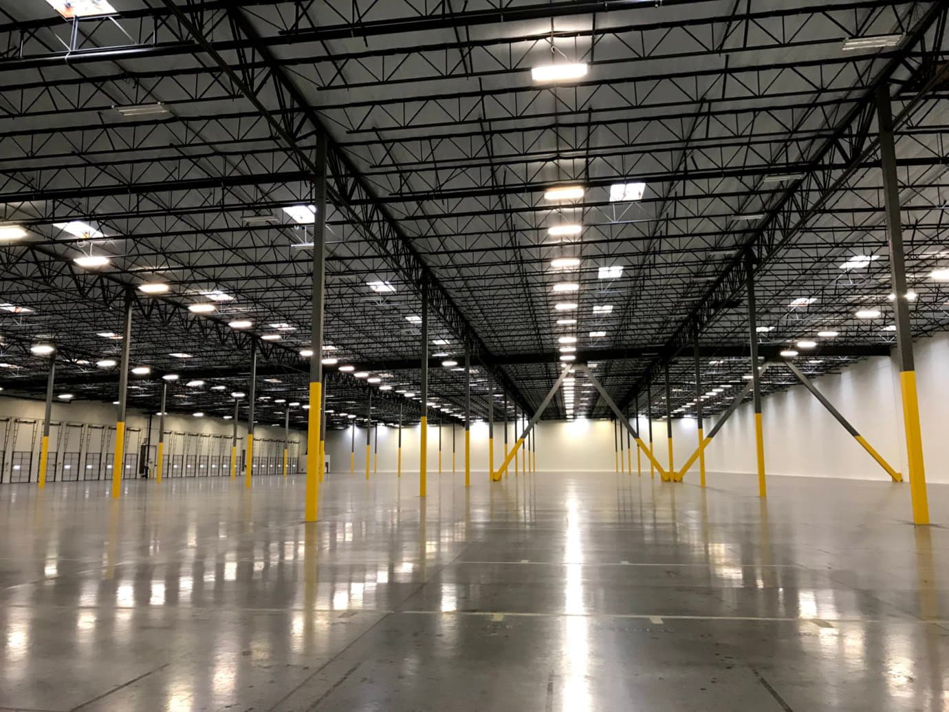 Image of empty warehouse in fontana, ca