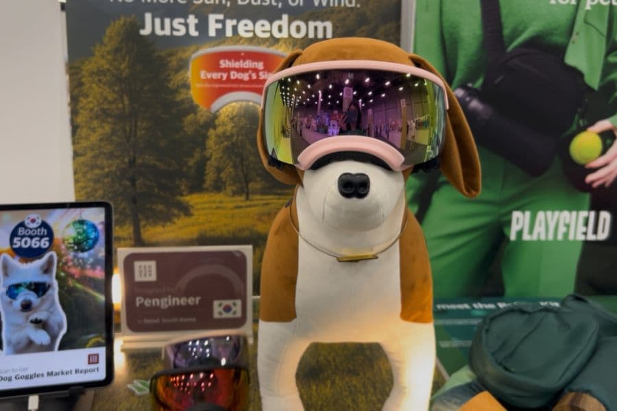 Dog goggles at Superzoo 2025 New Products